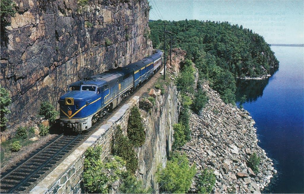 vacation train packages usa