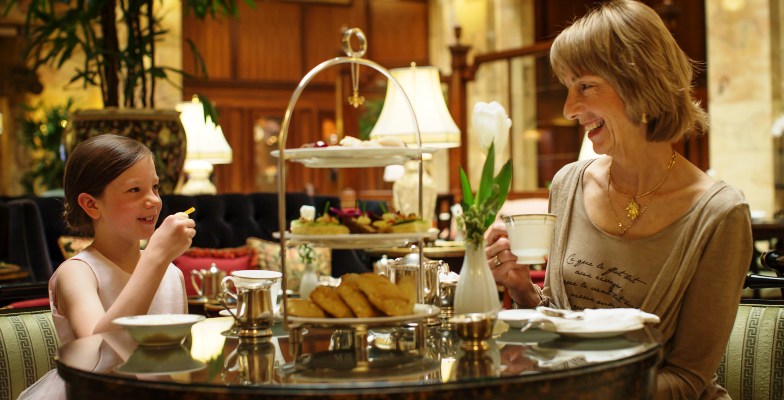 Holiday Afternoon Teas with Kids | Holiday City Breaks - MiniTime