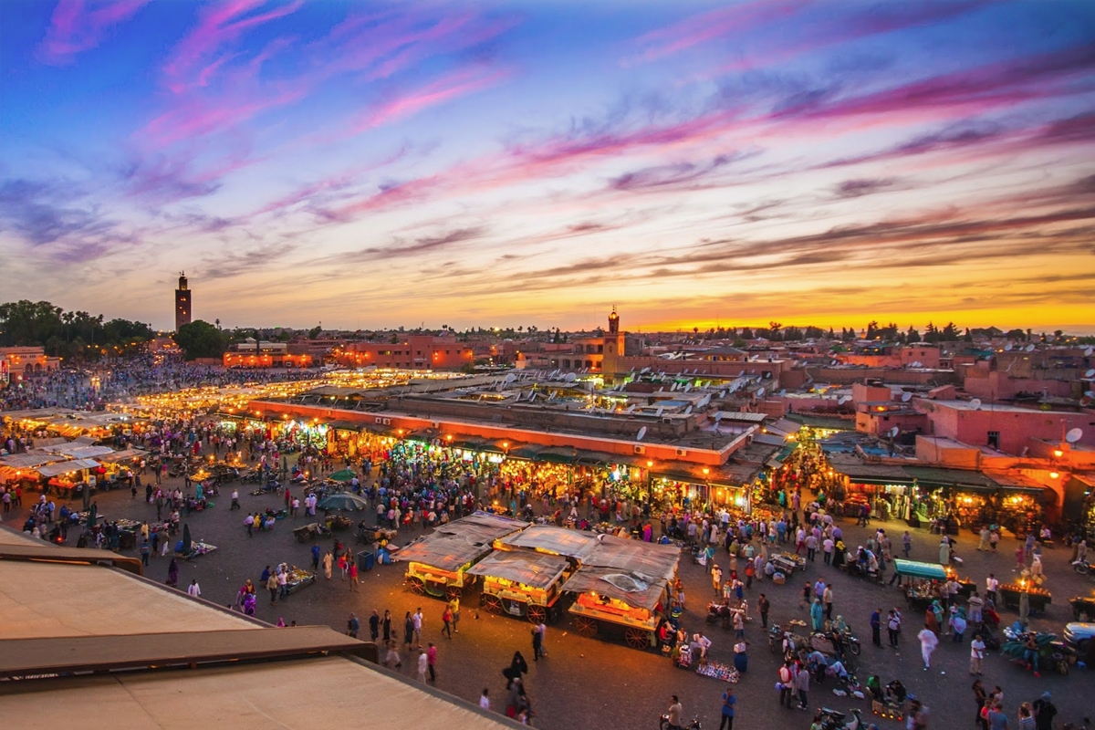 place-jemaa-el-fna-marrakech-tombee-de-la-nuit