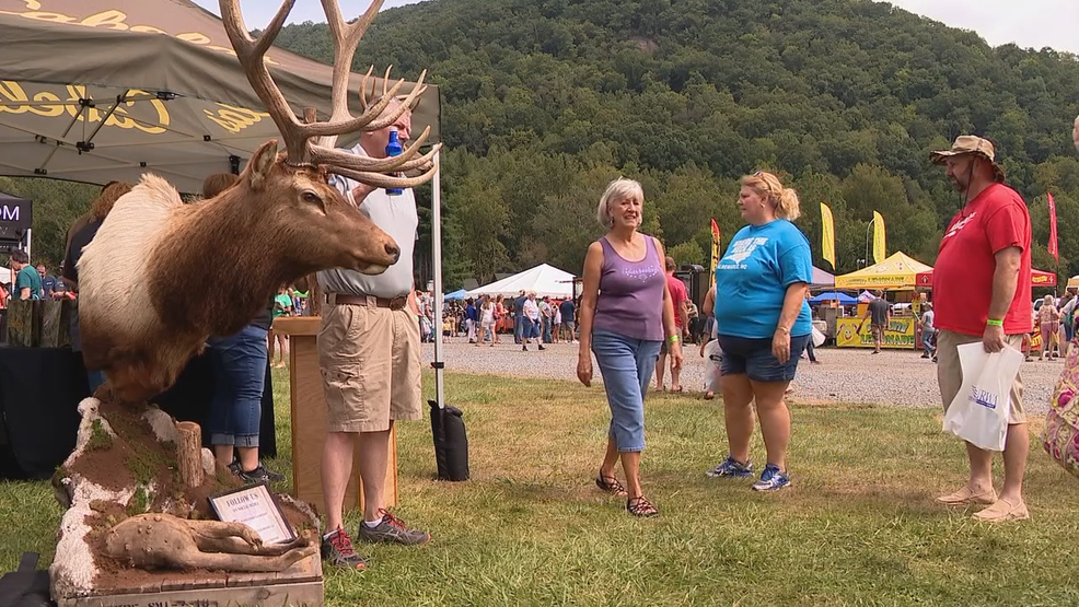 6 Fab Fall Weekend Festivals for Families KidFriendly Fall Festivals