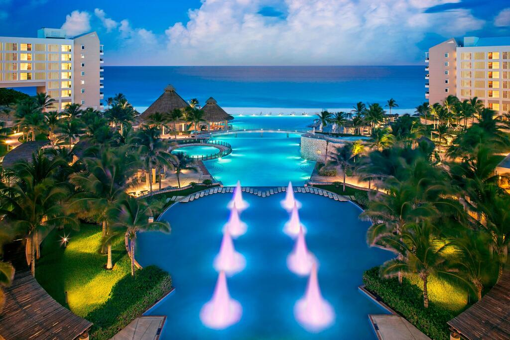 5 Kid Friendly Cancun Resorts Best Beach Vacation Resorts With Kids 