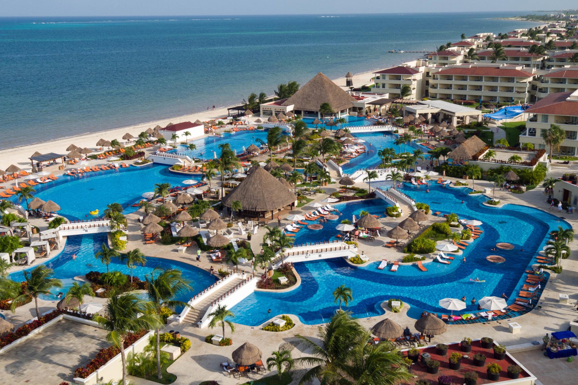 5 Kid-Friendly Cancun Resorts | Best Beach Vacation Resorts with Kids
