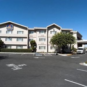 Best Western Inn & Suites at Discovery Kingdom Vallejo, Vallejo, California