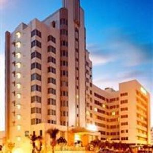 Courtyard Hotel Oceanfront Miami Beach, Miami Beach, Florida