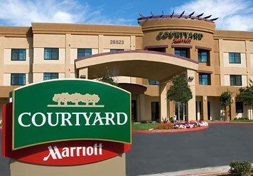 Courtyard_Hotel_Santa_Clarita_Valencia_California_-Valencia_California_-California-61c1edd759ed4792a164acbebc373cad