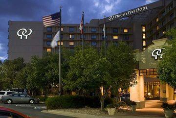 Doubletree_Hotel_Denver-Denver-Colorado-906e4d01cdc64468aaf4a7285b13c393