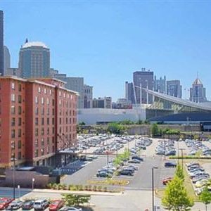 Hampton Inn & Suites Downtown Pittsburgh, Pittsburgh, Pennsylvania
