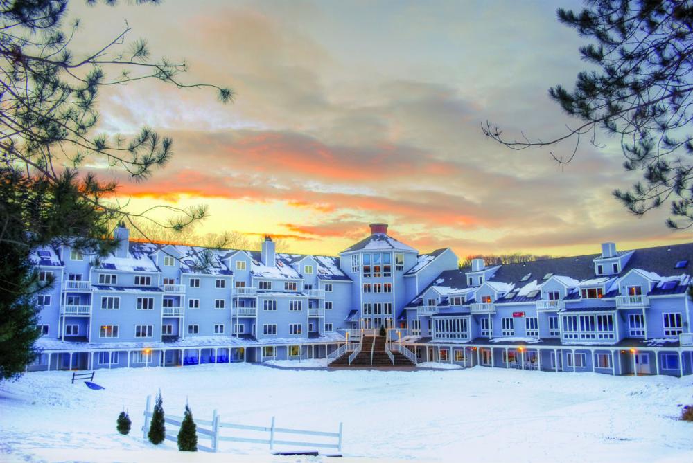 Holiday_Inn_Club_Vacations_Ascutney_Mountain_Resort-Rutland-Vermont-052bfa80bd364745bb19daf949711475