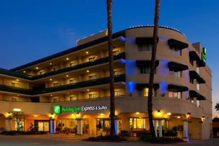 Holiday_Inn_Express_Hotel_Suites_Colorado_Boulevard_Pasadena_California_-Pasadena_California_-Califo-52e224ff85df44fb8f87d5b142afd450
