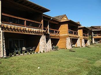 Lodges_at_Timber_Ridge_Branson-Branson-Missouri-d0ea0d744a0540bf83b308b226800f0e