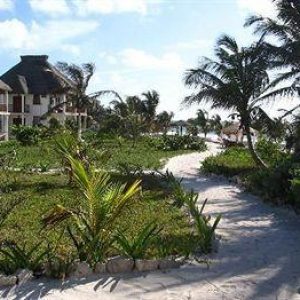 Los Lirios Cabanas Hotel Tulum, Tulum, Mexico