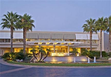 Marriott_Resort_Spa_Coronado_Island-Coronado-California-d73a44adb5f34da5b0268ef8d073bae7