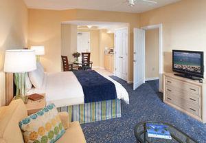 Marriott_s_Hotel_BeachPlace_Towers_Fort_Lauderdale-Fort_Lauderdale-Florida-6409e6bb21b24583b16187c325b7267a