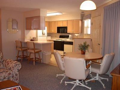 Outer_Banks_Beach_Club_Resort_Kill_Devil_Hills-Kill_Devil_Hills-North_Carolina-f9210f3104a54c00aefbc8783cbb1f82