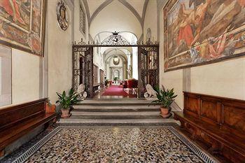 Palazzo_Magnani_Feroni_Hotel_Florence-Florence-Italy-77ba7a1c342f49d2a56fc4af98b8b485