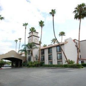 Radisson Suites Hotel Buena Park, Buena Park, California