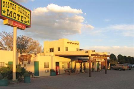 Silver_Saddle_Motel_Santa_Fe-Santa_Fe-New_Mexico-2ef4b90e244e4d65bcd6c9a9917bfca2