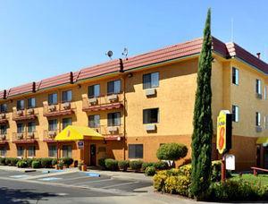 Super_8_Motel_Chico-Chico-California-4b258b886bed448ca47e1c3491aa563f