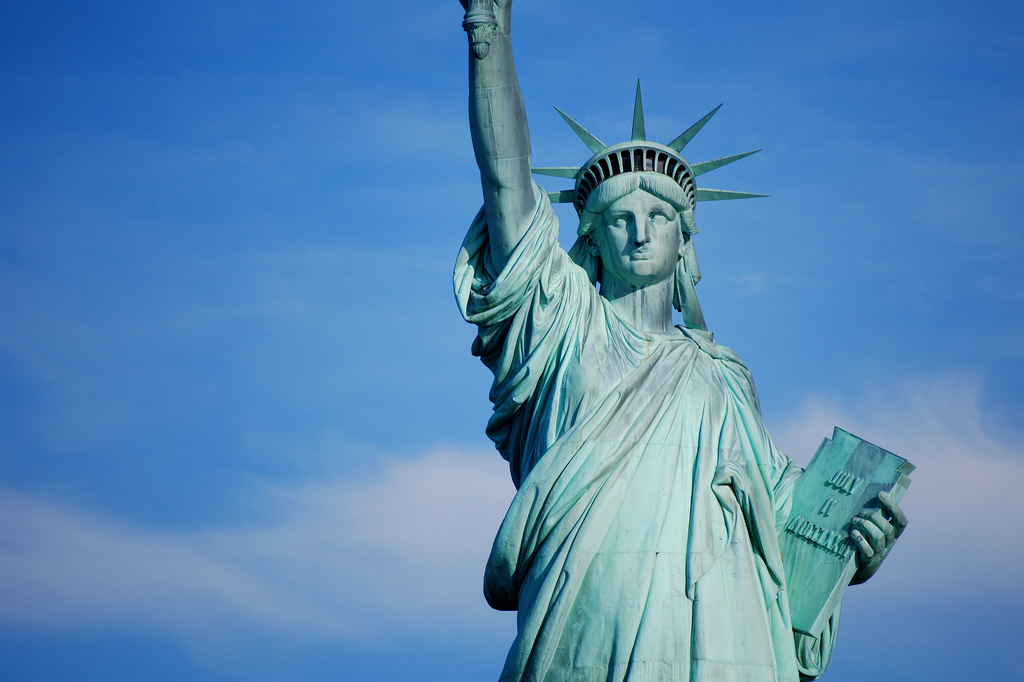 Familyfriendly tips for visiting the Statue of Liberty MiniTime
