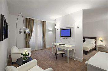Una_Maison_Hotel_Milan-Milan-Italy-a2f767a64e4445719d6a25601a56329e
