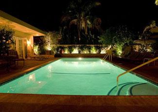 pool_at_night-Palm_Springs-California-5810b9b1da934dc78aea629dbe414471