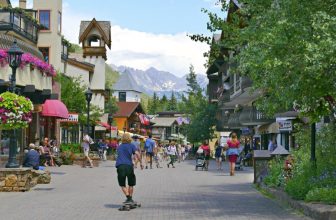 The Next Big Thing: 5 Places to Go Slacklining