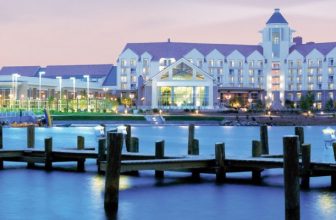 5 Hotel Steals: Columbus Day Weekend & Beyond