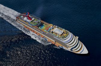 A Guide to Cruising with the Family: 10 Reasons Why it Works for Parents