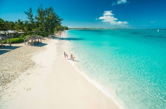 Best Caribbean Resorts for Multi-Generational Vacations