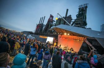 Best New Year’s Eve Ball Drops for Families