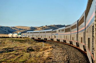 Best Train Routes for a Family Vacation This Summer