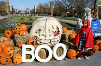 Boo Zoos Go Wild for Halloween