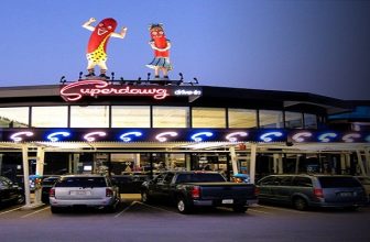 Frankly Classic: 6 Historic Hot Dog Joints