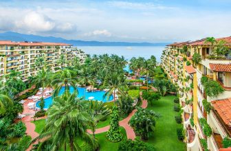 Hotel Review: Velas Vallarta