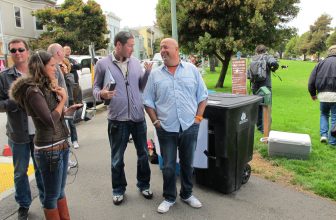 How to Travel Like Bizarre Foods’ Host Andrew Zimmern