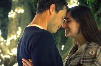 Keeping the Romance Alive While Traveling with the Kids