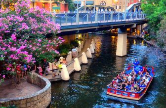 Land of the Free: 5 Fab Freebies in San Antonio