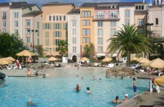 Portofino Bay Hotel