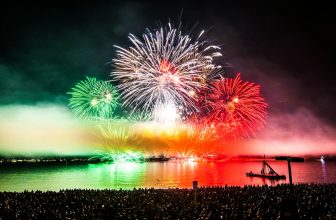 Ring in 2017 with These Family-Friendly New Year’s Eve Destinations