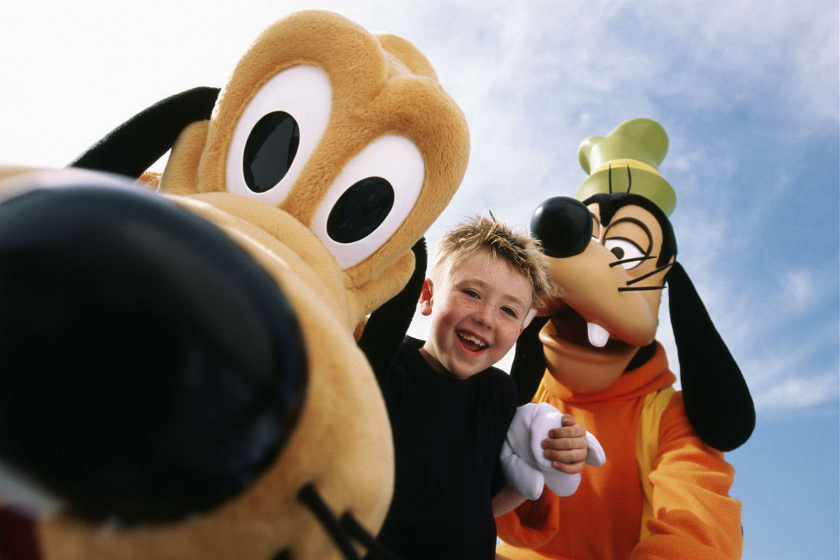 Goofy and Pluto at Disney World