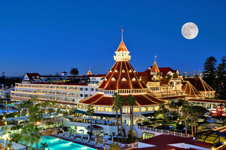 Holiday lights at Hotel Del Coronado