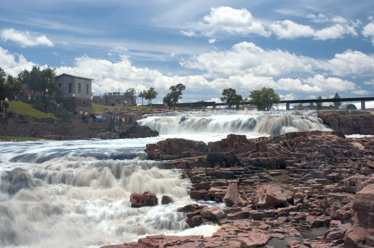 Stop by Sioux Falls when on family road trip down I-90 in South Dakota.