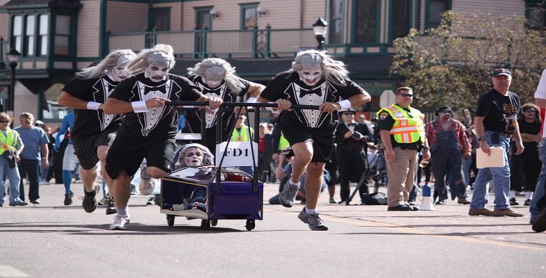 America’s wackiest fall festivals 2013