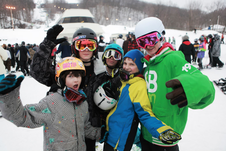 Big Bear Mountain skiers