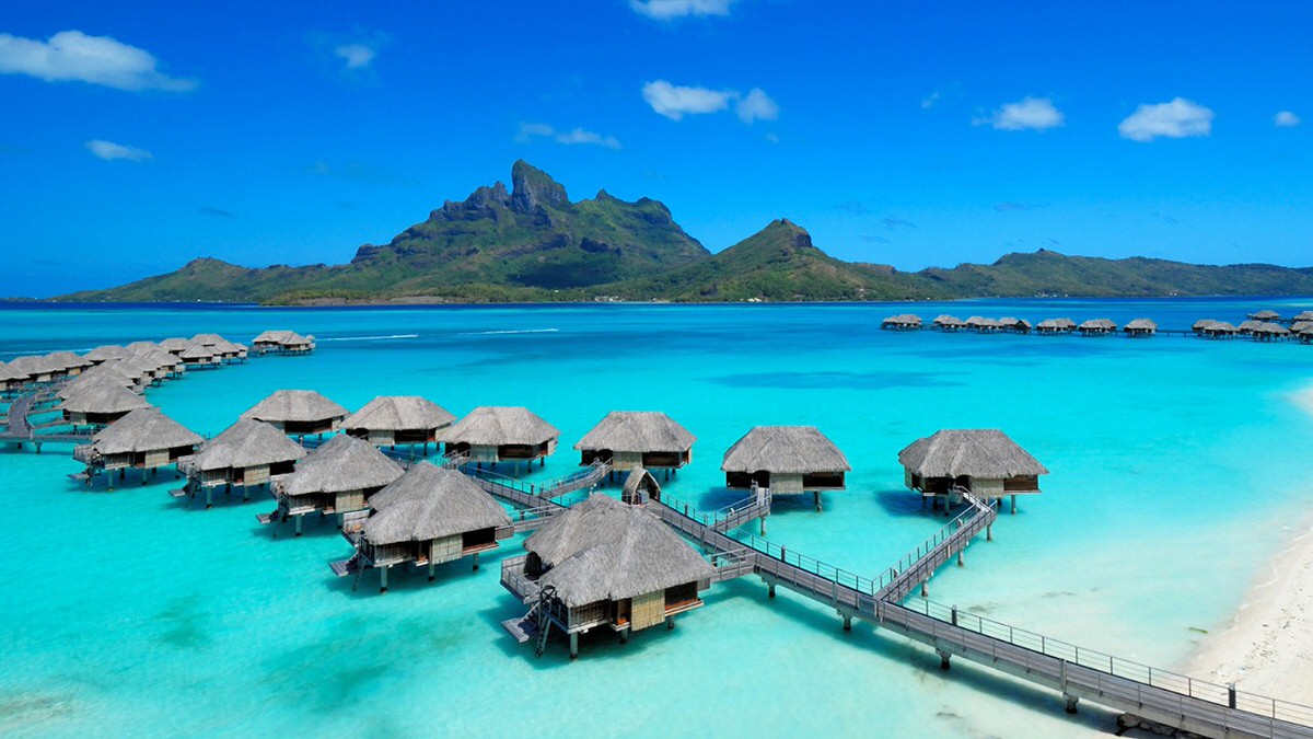 Four Seasons Resort Bora Bora