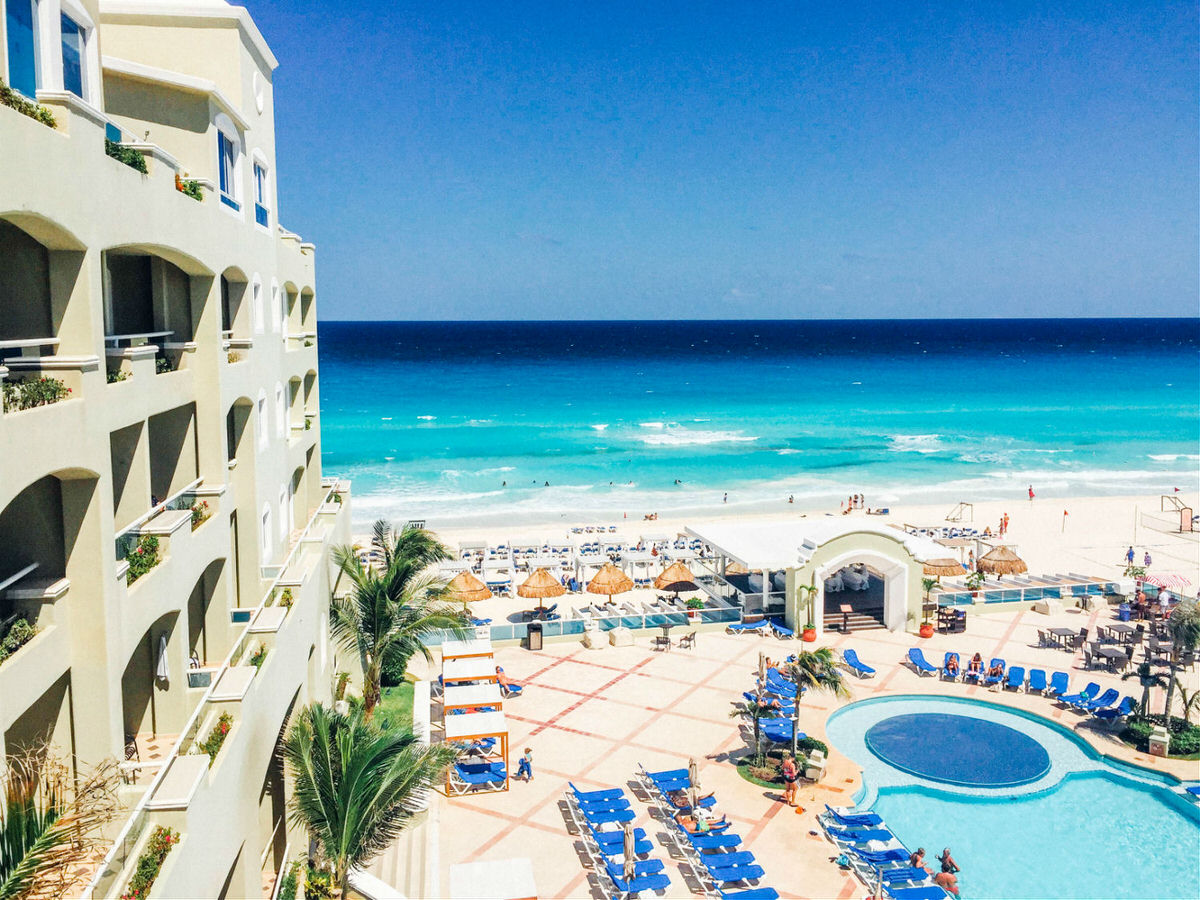 View from a suite balcony at the Gran Caribe Cancun.