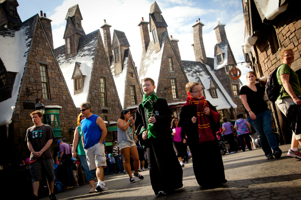 The Wizarding World of Harry Potter - Hogsmeade