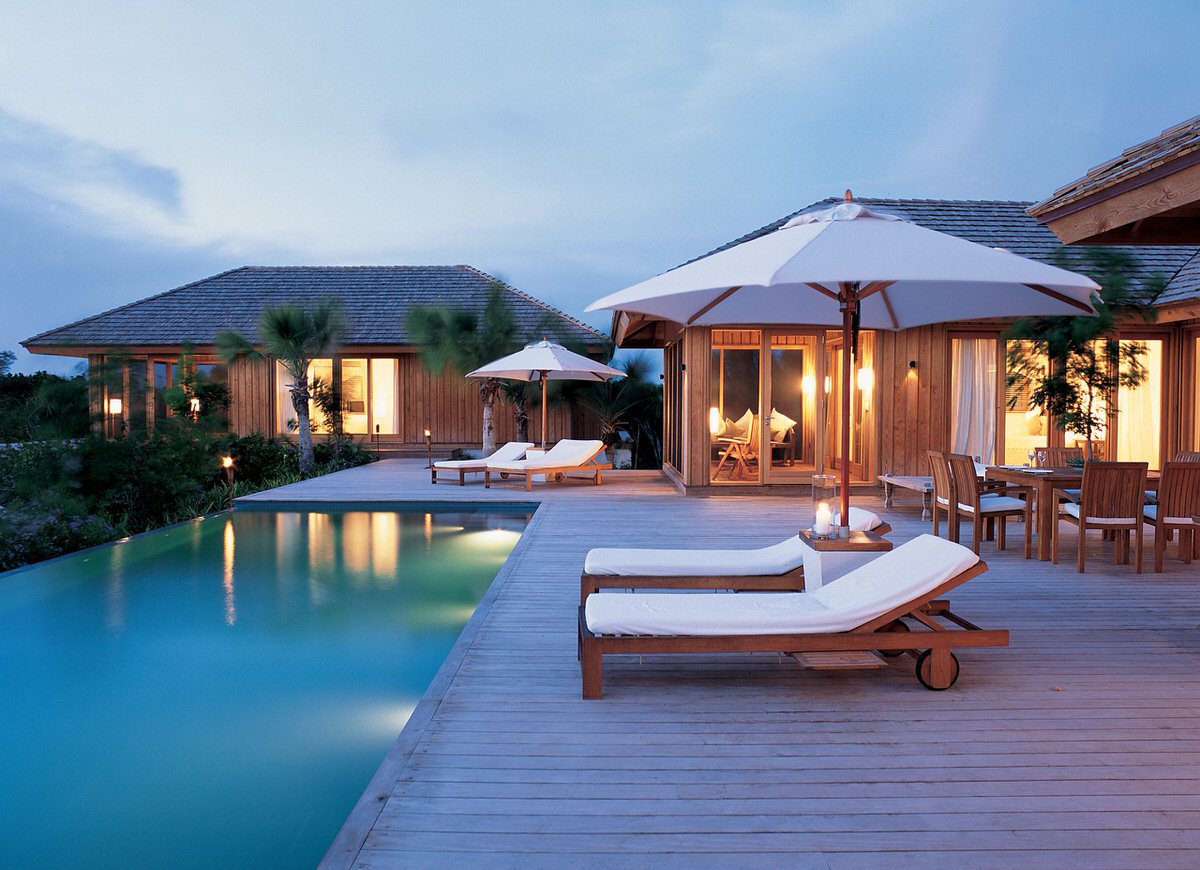 Infinity Pool at Parrot Cay