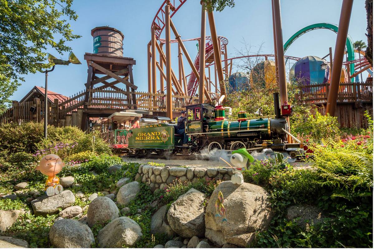 Grand Siera ride at Knott's Berry Farm