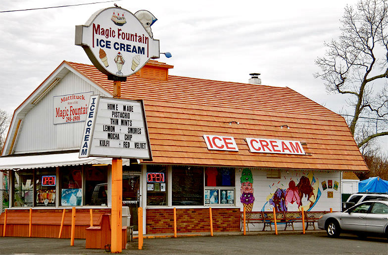 Cool down with frozen delights at Magic Fountain.